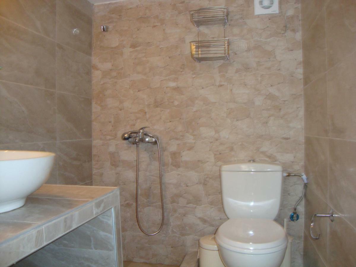 Maria Apartments Nea Karvali Ngoại thất bức ảnh